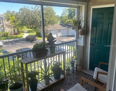 8926 Manor Loop - Photo Thumbnail 13