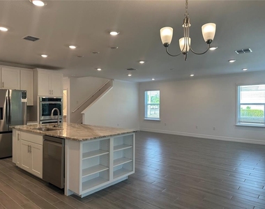 246 Burney Rd - Photo Thumbnail 9