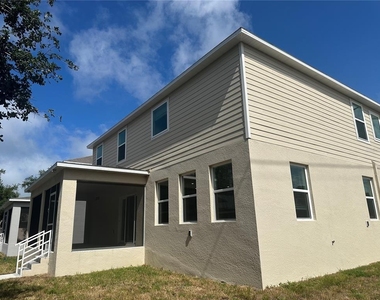 246 Burney Rd - Photo Thumbnail 6