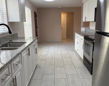 5333 Duncanwood Drive - Photo Thumbnail 32
