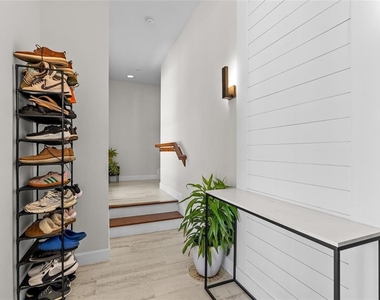 319 Compass Point Drive - Photo Thumbnail 26