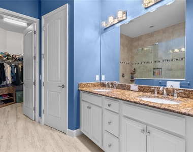 319 Compass Point Drive - Photo Thumbnail 14