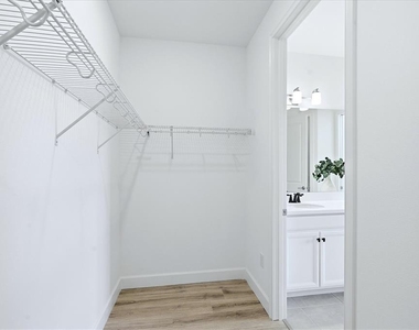 4733 Tortona Court - Photo Thumbnail 29