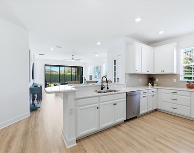 4733 Tortona Court - Photo Thumbnail 15