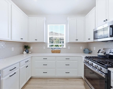 4733 Tortona Court - Photo Thumbnail 18