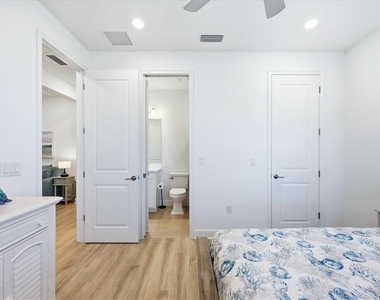 4733 Tortona Court - Photo Thumbnail 33