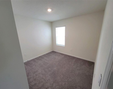 17419 Harvest Moon Way - Photo Thumbnail 6