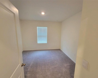 17419 Harvest Moon Way - Photo Thumbnail 9