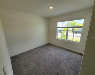 17419 Harvest Moon Way - Photo Thumbnail 8