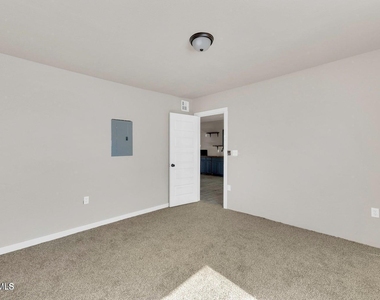 8827 Mount Elbert Drive - Photo Thumbnail 8