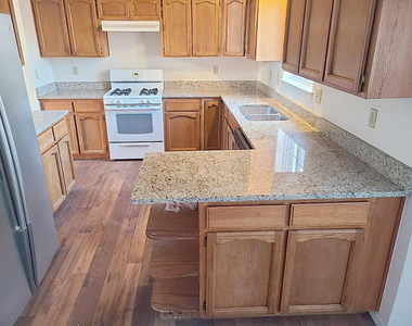 7125 Tierra Taos Drive - Photo Thumbnail 4