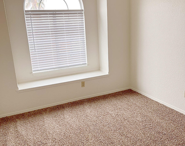 7125 Tierra Taos Drive - Photo Thumbnail 15