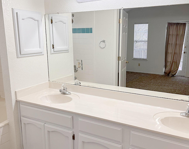 7125 Tierra Taos Drive - Photo Thumbnail 12