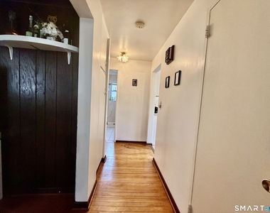 231 Seaton Road - Photo Thumbnail 7