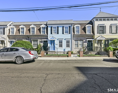 17 Dolsen Place - Photo Thumbnail 1
