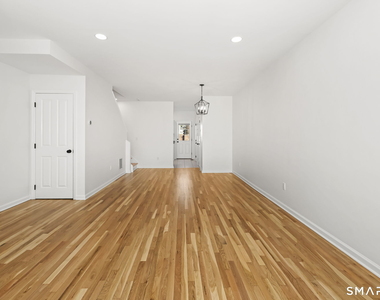 17 Dolsen Place - Photo Thumbnail 3