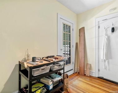 842 Edgewood Avenue - Photo Thumbnail 17