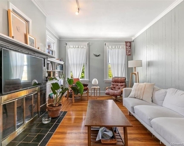 842 Edgewood Avenue - Photo Thumbnail 1