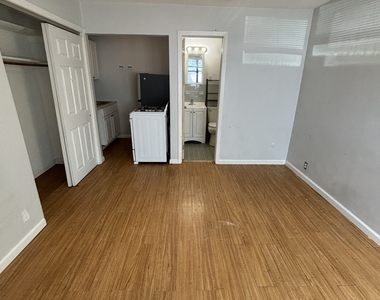 89-91 Jetland Place - Photo Thumbnail 3