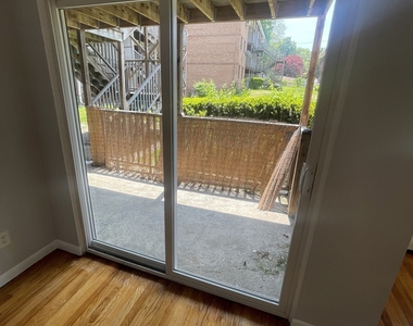 492 Fountain Street - Photo Thumbnail 3