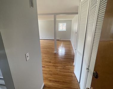 492 Fountain Street - Photo Thumbnail 1