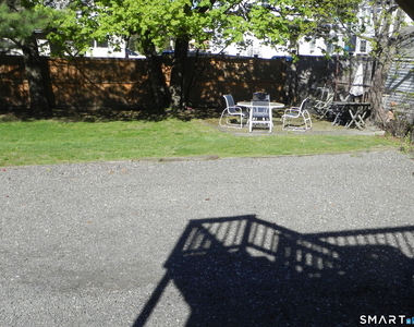 10 Hawkins Avenue - Photo Thumbnail 8