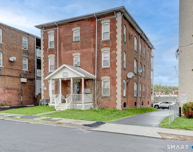 109 Grove Street - Photo Thumbnail 1