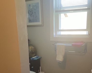260 Grand Street - Photo Thumbnail 9