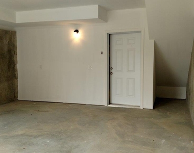 1 Hamilton Street - Photo Thumbnail 32