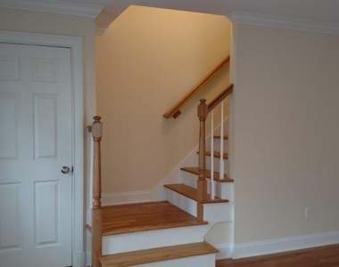 1 Hamilton Street - Photo Thumbnail 5