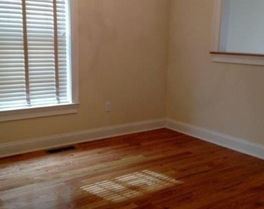 1 Hamilton Street - Photo Thumbnail 13