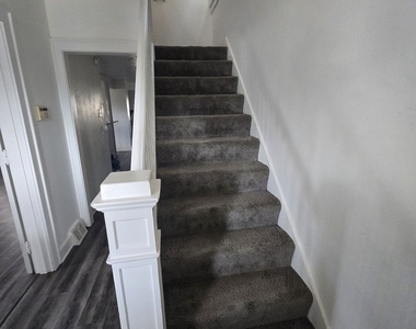 351 W 12th Avenue - Photo Thumbnail 4