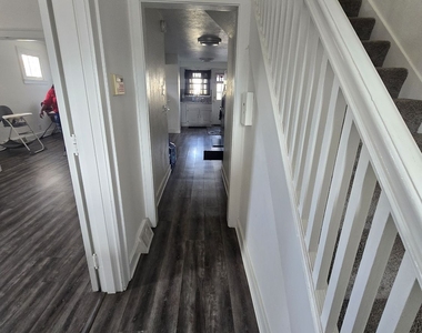 351 W 12th Avenue - Photo Thumbnail 5