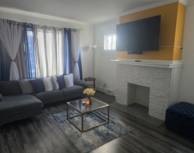 351 W 12th Avenue - Photo Thumbnail 2