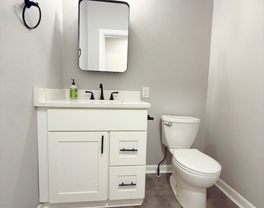 6338 Aurelia St - Photo Thumbnail 11