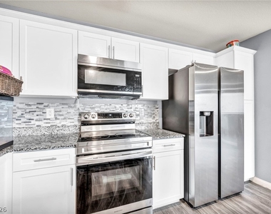 2645 Wimbledon White Court - Photo Thumbnail 23