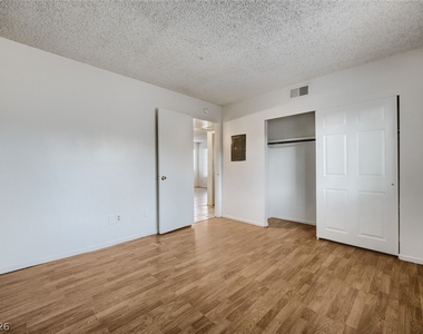 4651 Amberleigh Lane - Photo Thumbnail 13