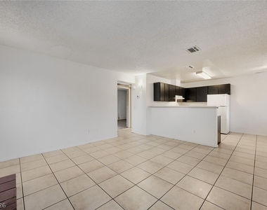 4651 Amberleigh Lane - Photo Thumbnail 3