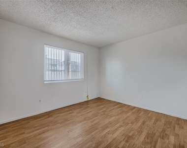 4651 Amberleigh Lane - Photo Thumbnail 12