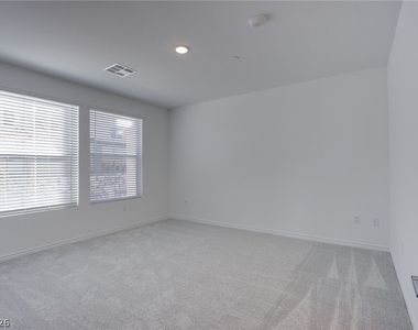 2555 Hampton Road - Photo Thumbnail 16