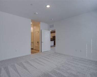 2555 Hampton Road - Photo Thumbnail 17