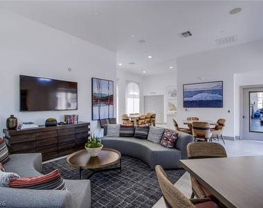 2555 Hampton Road - Photo Thumbnail 5