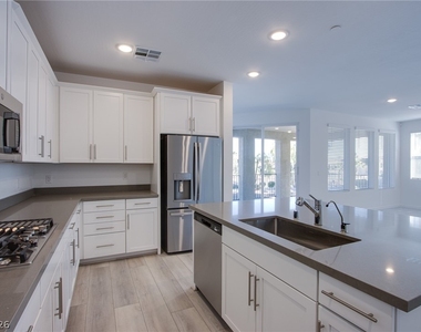 2555 Hampton Road - Photo Thumbnail 32