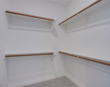 2555 Hampton Road - Photo Thumbnail 15
