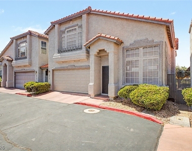 2316 Ramsgate Drive - Photo Thumbnail 2