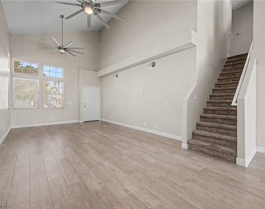 2316 Ramsgate Drive - Photo Thumbnail 5