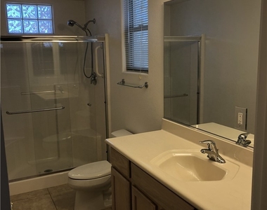 3034 Seaford Peak Drive - Photo Thumbnail 16