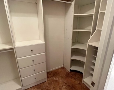 3034 Seaford Peak Drive - Photo Thumbnail 27