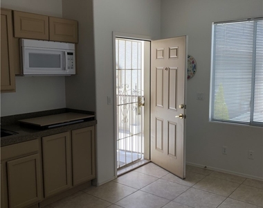 3034 Seaford Peak Drive - Photo Thumbnail 15