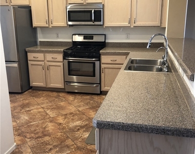 3034 Seaford Peak Drive - Photo Thumbnail 9